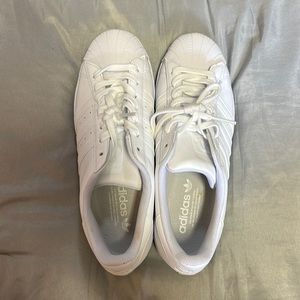 Adidas unisex shoe BNWOT